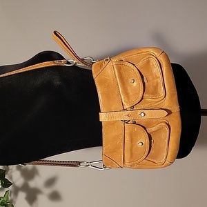 RUEHL no. 925 x Abercrombie & Fitch leather crossbody bag